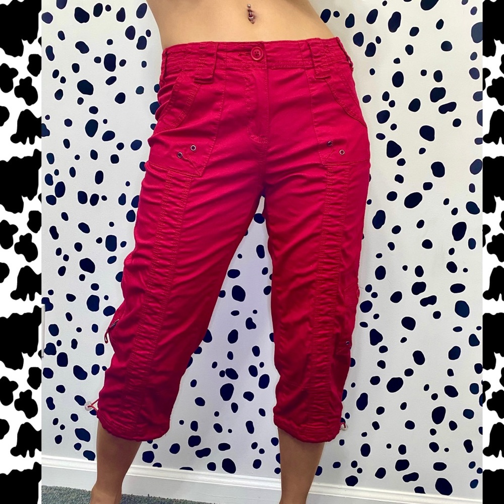 “Don’t Mess w/ Me!” Red Capri Cargo Pants